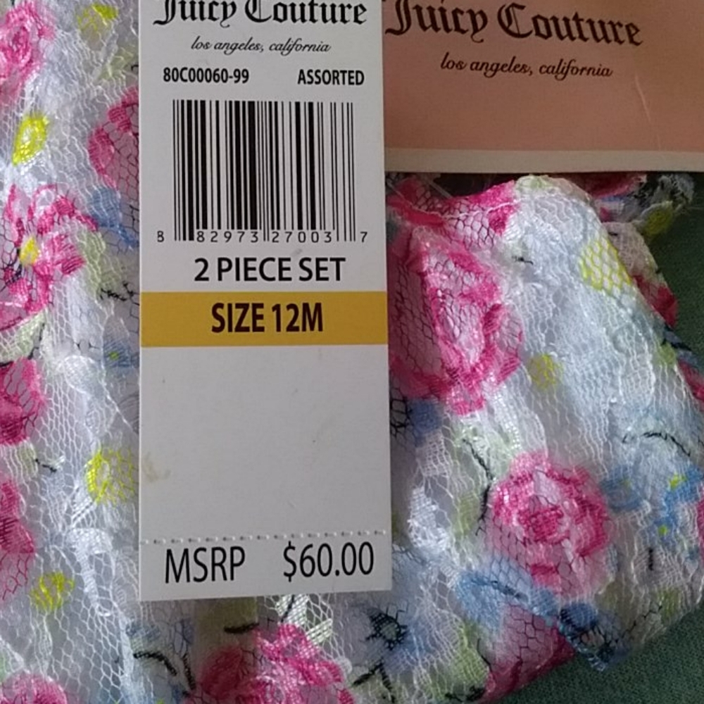 Clothes - Picture 9 of 9